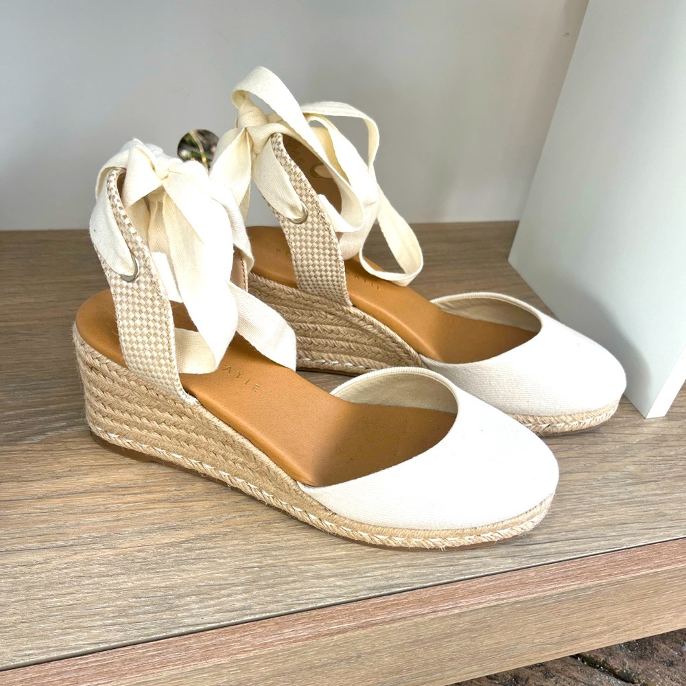 Beige/cream women’s espadrilles